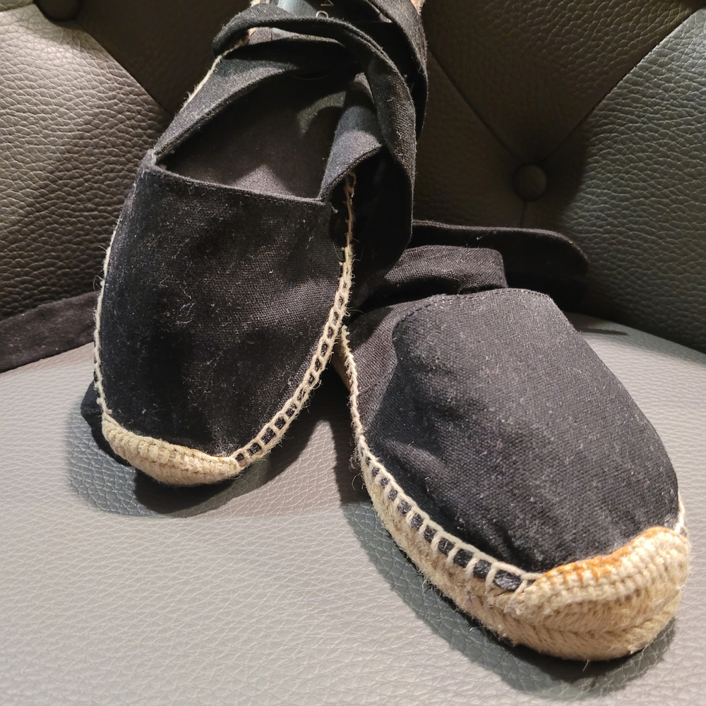 Rampage Black Espadrille Wedge Sandals